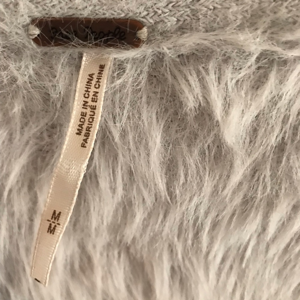🔮Fuzzy cardigan, Free People - Picture 2 of 3